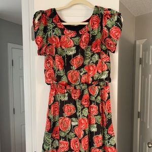 3/$30 Dress With Roses Silk Material Flowy
